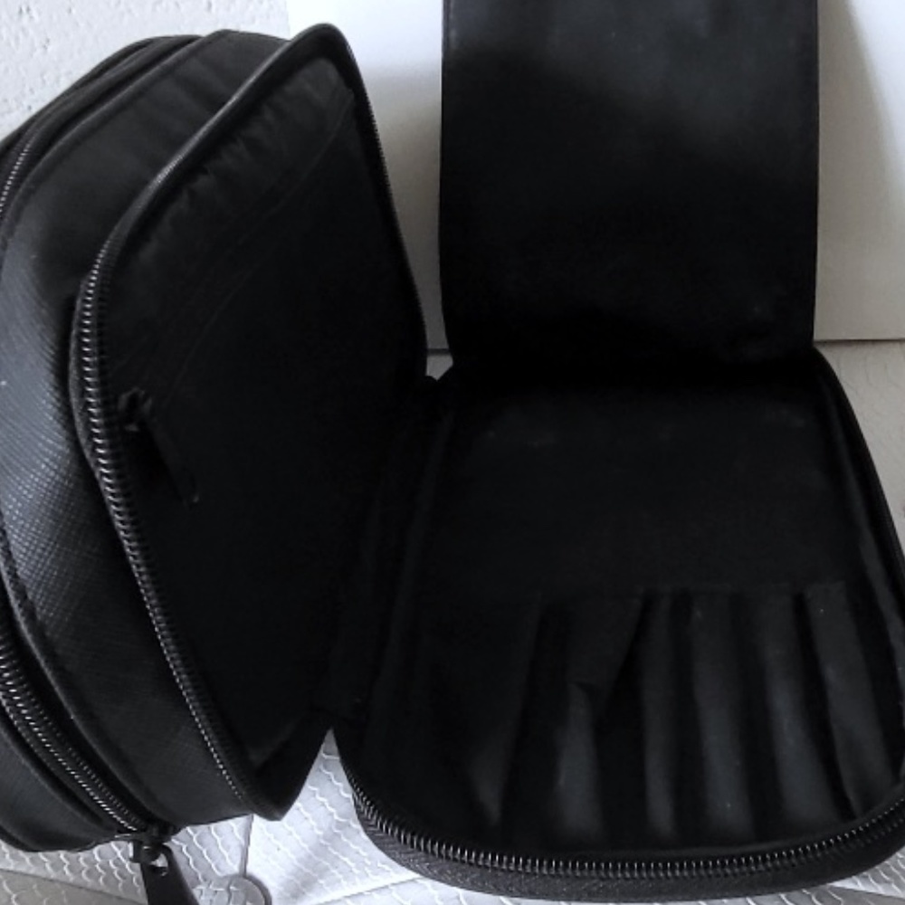 Dior Backstage Black Make-up  Zipper Pouch - Picture 12 of 14